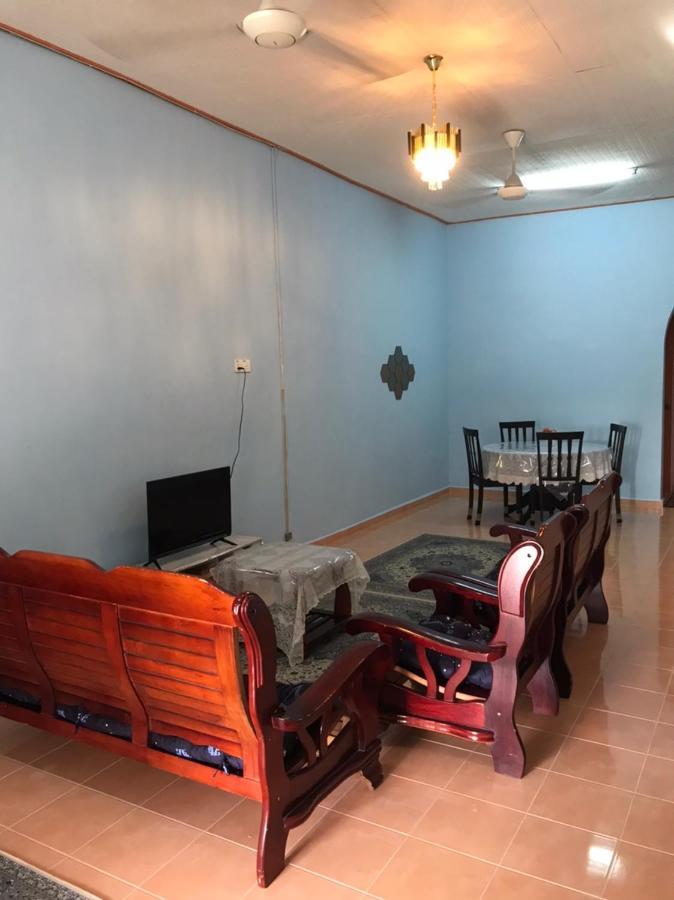 Cozy Homestay Che Yang Куала Теренгану Екстериор снимка
