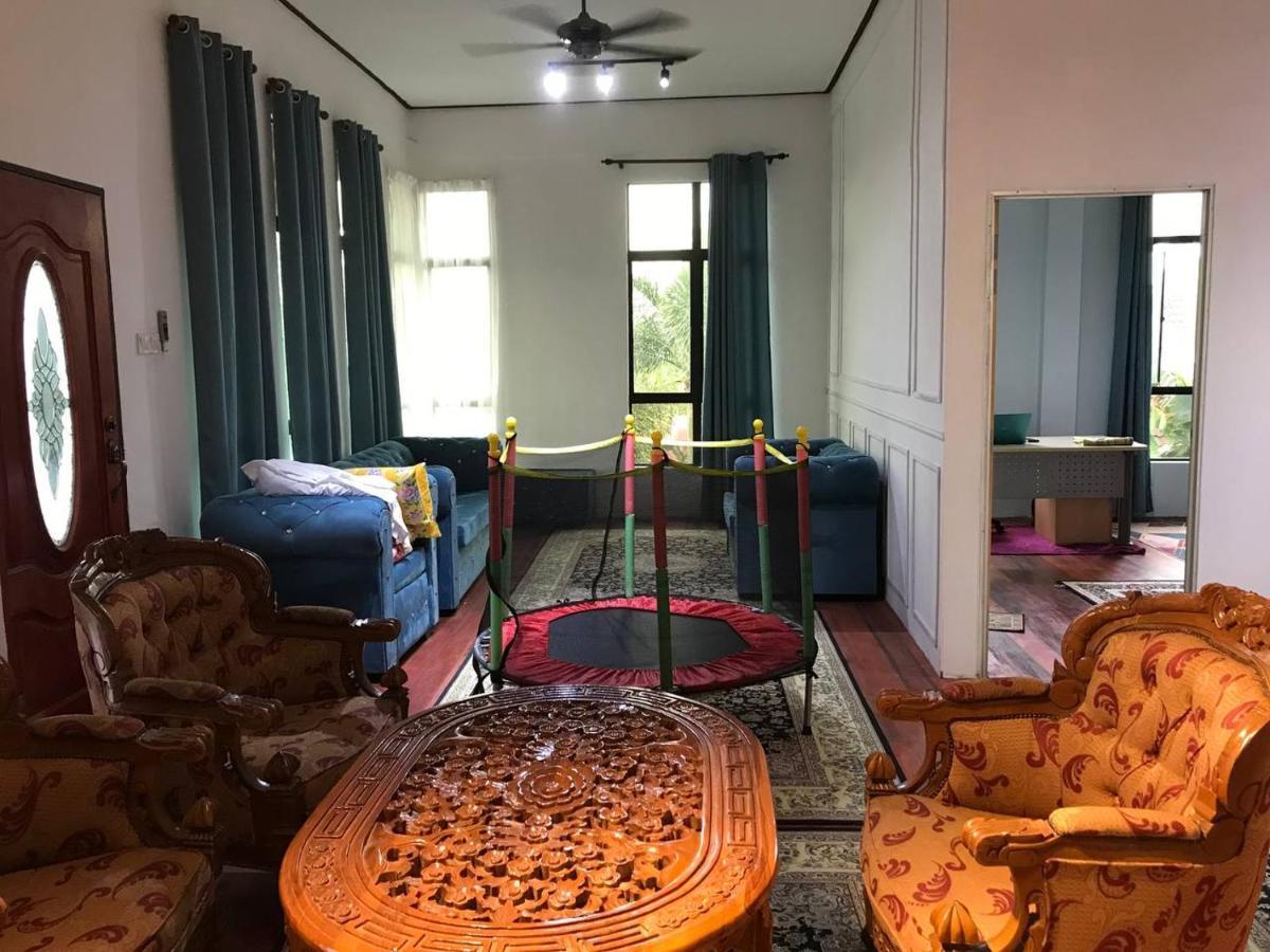 Cozy Homestay Che Yang Куала Теренгану Екстериор снимка